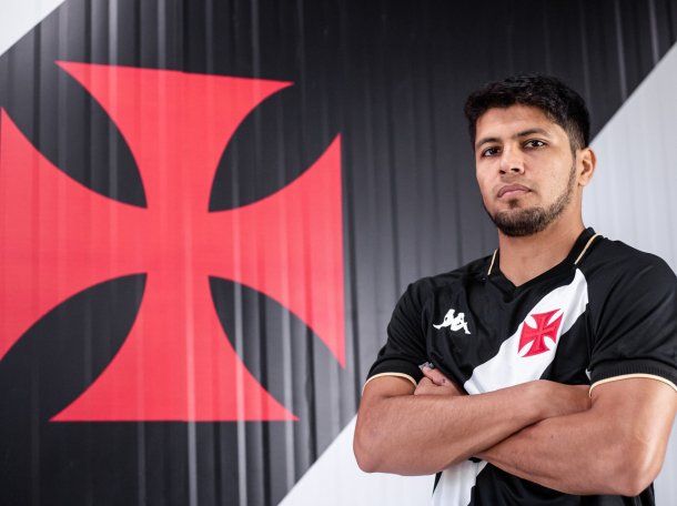 Vasco da Gama presentó a Robert Rojas como nuevo refuerzo