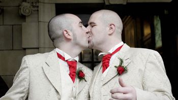 isabel ii aprueba el matrimonio igualitario en gran bretana isabel ii aprueba el matrimonio igualitario en gran bretana