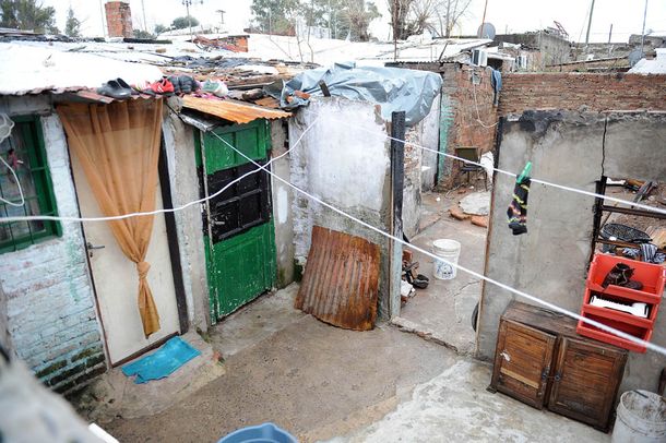 Ésta es la pareja umbanda acusada de abusar a las tres niñas en Lanús