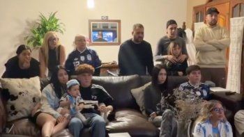 La reacción de la familia del Colo Barco por la convocatoria para el Mundial 2026. La reacción de la familia del Colo Barco por la convocatoria para el Mundial 2026.
