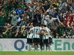 Escándalo en la Selección: una modelo reveló cuánto le ofrecieron por ir a una fiesta con los jugadores