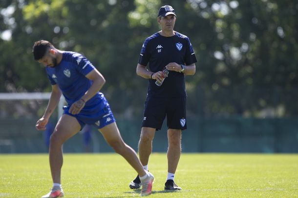 Vélez: Mauricio Pellegrino dio positivo de COVID-19