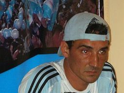 la insolita renuncia de bebote a la banda roja la insolita renuncia de bebote a la banda roja