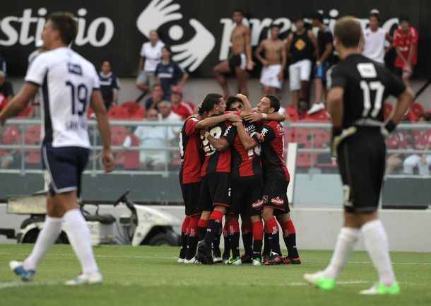 Newell´s le ganó a Independiente en un partido infartante