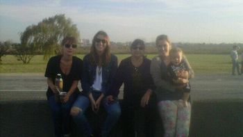 La aventura de Pampita en la autopista Buenos Aires-La Plata La aventura de Pampita en la autopista Buenos Aires-La Plata