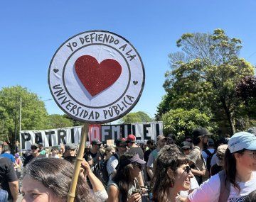 Los manifestantes marcharon contra el veto a la Ley de Financiamiento Universitario