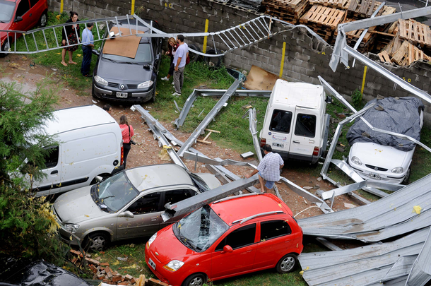 Así fueron los destrozos en Villa Lugano por el temporal