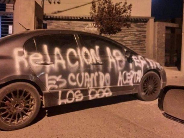 Neuquén, ¿tierra de amor y venganza?: lo escracharon por una supuesta infidelidad