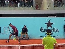 a puro lujo: el polemico nick kyrgios hizo una gran willy y exploto el estadio a puro lujo: el polemico nick kyrgios hizo una gran willy y exploto el estadio