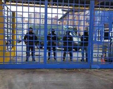 Sorpresa en Boca: allanaron la Bombonera y Casa Amarilla