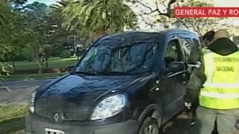 en plena general paz: balacera contra un auto en un intento de robo en plena general paz: balacera contra un auto en un intento de robo