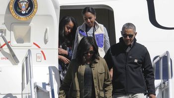 obama llego a bariloche con su familia para descansar en el hotel llao-llao obama llego a bariloche con su familia para descansar en el hotel llao-llao