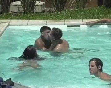 Gran Hermano: el beso de Thiago a Nacho que revolucionó las redes sociales