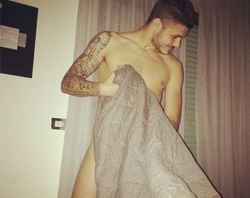 Wanda Nara se derritió y compartió una foto de su bombón al desnudo