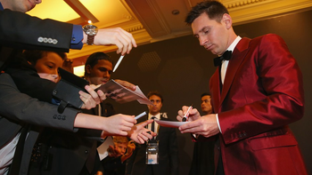 las cargadas al llamativo traje de lionel messi en twitter las cargadas al llamativo traje de lionel messi en twitter
