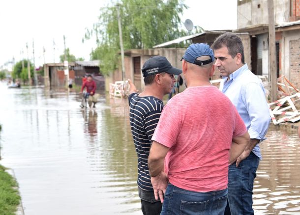 Más de 1.300 personas continúan evacuadas en el Conurbano bonaerense y se esperan nuevas lluvias