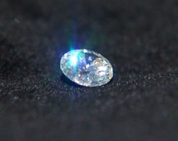 Una abuela se tragó un diamante de 5 mil dólares