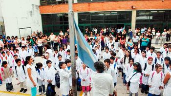 los docentes dan una tregua e iran a clases el lunes los docentes dan una tregua e iran a clases el lunes