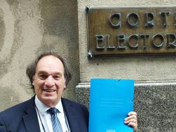 Eduardo Lust confirmó que seguirá alineado a la Coalición Republicana. Eduardo Lust confirmó que seguirá alineado a la Coalición Republicana.