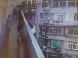 La trágica pelea de dos nenas por un chico