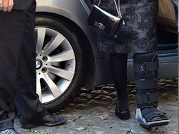 cfk se esguinzo previo a su encuentro con el papa cfk se esguinzo previo a su encuentro con el papa