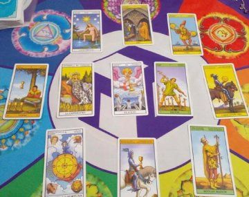 Un astrólogo predijo quién pasará en Boca-Racing por Copa Libertadores