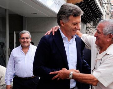 Macri pidió por Facebook que vecinos de Salta y Tucumán lo inviten a sus casas