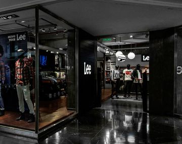 Cierran los últimos locales de Wrangler y Lee en el país y echan a todo su personal