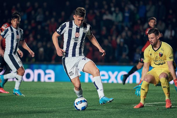 Talleres hizo historia: venció 2-0 a Colón y avanzó a los cuartos de final