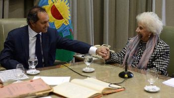 de carlotto a scioli: cuando seas presidente, conta con nosotros de carlotto a scioli: cuando seas presidente, conta con nosotros