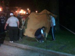 la barra de independiente fue a la casa de cantero para pedirle que renuncie la barra de independiente fue a la casa de cantero para pedirle que renuncie