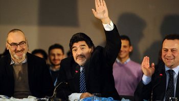 maradona: messi es buenisimo, pero el mejor soy yo maradona: messi es buenisimo, pero el mejor soy yo