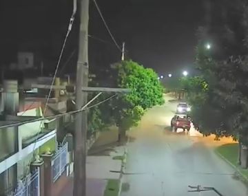 Córdoba: se fue sin pagar la nafta y chocó escapando de la Policía