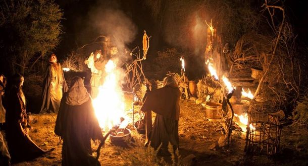 Siete personas fueron quemadas acusadas de brujería