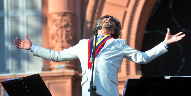 Un fiscal pidió investigar a Fito Páez por los pagos del Gobierno