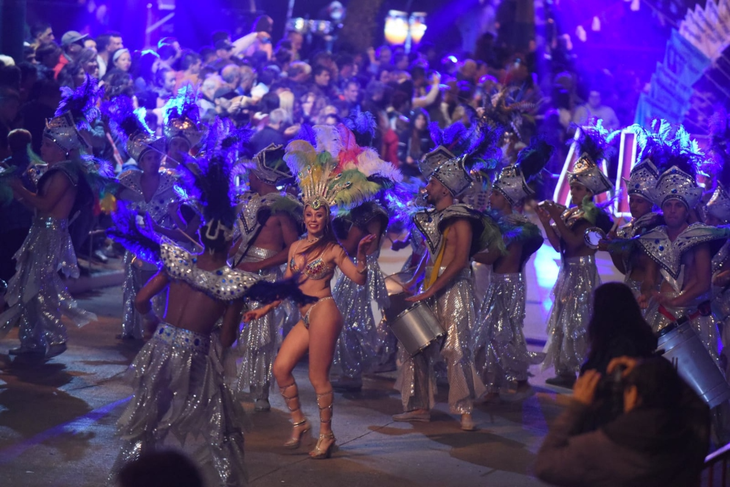 Carnaval a Villa Gesell: comparsas, recitales, dónde y desde que hora disfrutar la fiesta