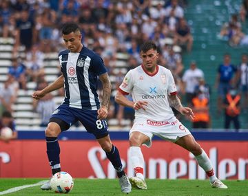 Huracán se cruza con Talleres en Parque Patricios.