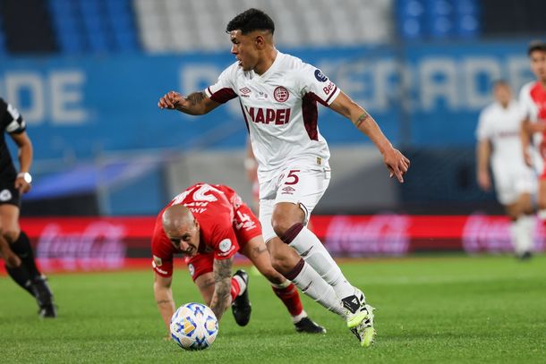 Argentinos Juniors venció 1-0 a Lanús y se metió en semifinales de la Copa Argentina