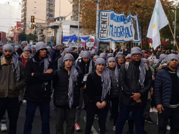 A 21 años de la Masacre de Avellaneda: militantes se concentran en Puente Pueyrredón
