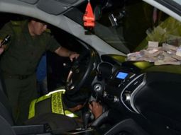 Los ocupantes no pudieron justificar la procedencia del dinero