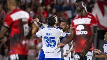 buen debut: con un gol a los 91 minutos, velez le gano a instituto en cordoba buen debut: con un gol a los 91 minutos, velez le gano a instituto en cordoba