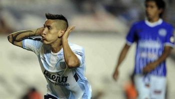 luego de la brutal patada que recibio, centurion esta a un paso de irse de racing luego de la brutal patada que recibio, centurion esta a un paso de irse de racing