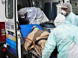 Trasladaron a 45 afiliados del PAMI a otros centros m&eacute;dicos por un foco de contagio en un geri&aacute;trico