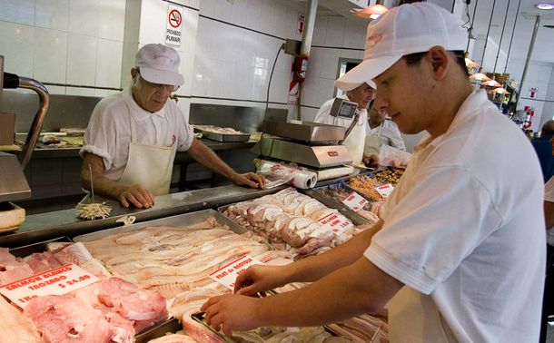 Acuerdo de precios para vender pescado en Semana Santa