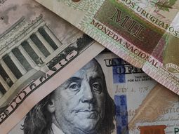 El dólar acumula cuatro alzas consecutivas en Uruguay. El dólar acumula cuatro alzas consecutivas en Uruguay.