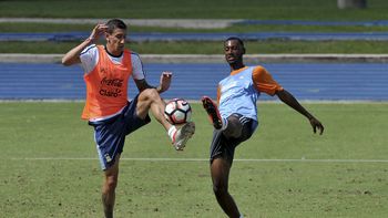 sorpresa: di maria entreno con los titulares que jugarian ante chile sorpresa: di maria entreno con los titulares que jugarian ante chile