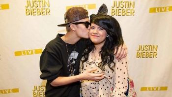 justin bieber manoseo a una fanatica frente a las camaras justin bieber manoseo a una fanatica frente a las camaras