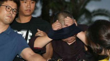 un hombre mato a una mujer en una iglesia porque le recordaba a su ex un hombre mato a una mujer en una iglesia porque le recordaba a su ex