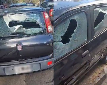 Una mujer destrozó con un palo de hockey autos estacionados frente a Radio 10