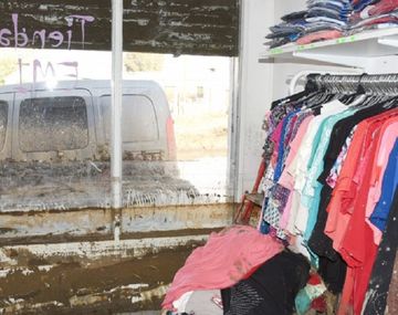 El local de una jubilada quedó lleno de arena. Crédito: El Patagónico